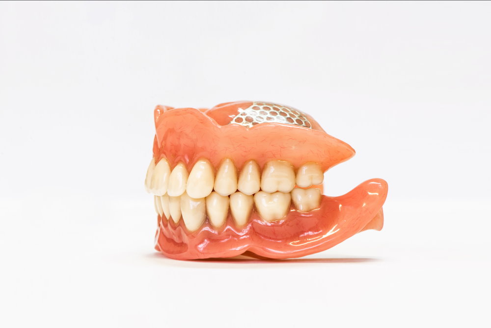 Full Dentures - Dr Sadiq Sharaf Dental Center