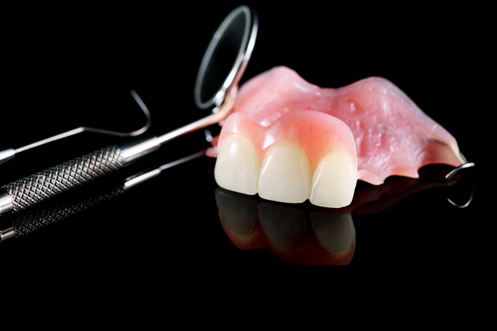 Partial Dentures - Dr Sadiq Sharaf Dental Center